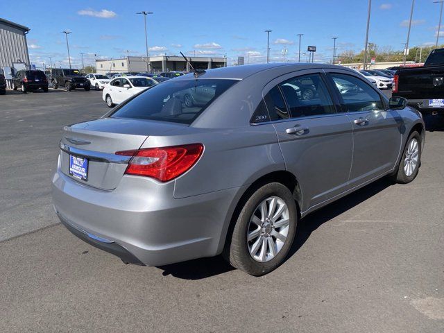 2014 Chrysler 200 Touring