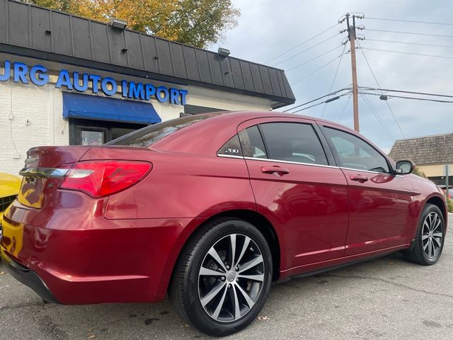 2014 Chrysler 200 Touring