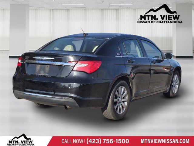 2014 Chrysler 200 Touring