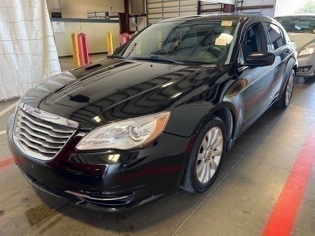 2014 Chrysler 200 Touring