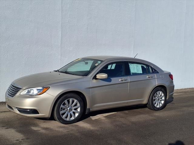 2014 Chrysler 200 Touring