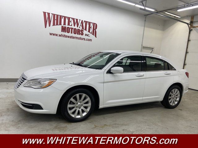 2014 Chrysler 200 Touring