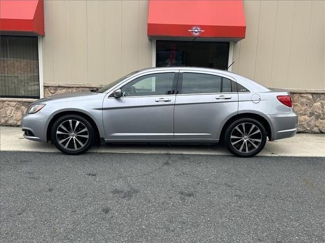 2014 Chrysler 200 Touring