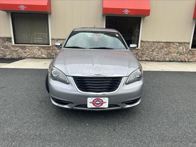 2014 Chrysler 200 Touring