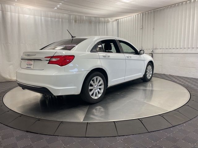 2014 Chrysler 200 Touring