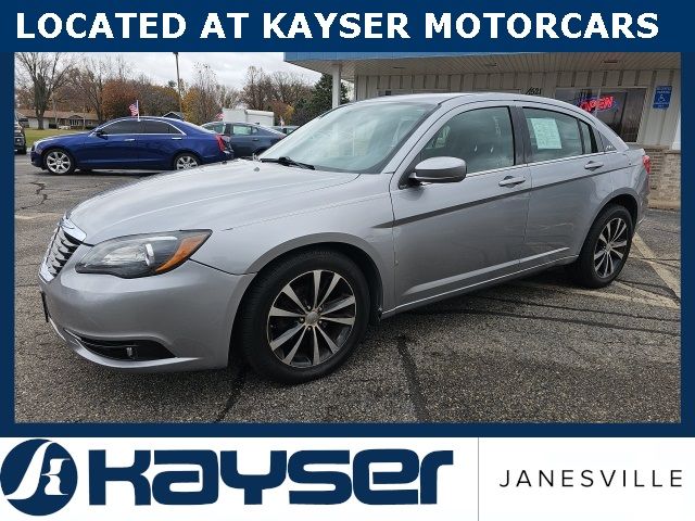 2014 Chrysler 200 Touring