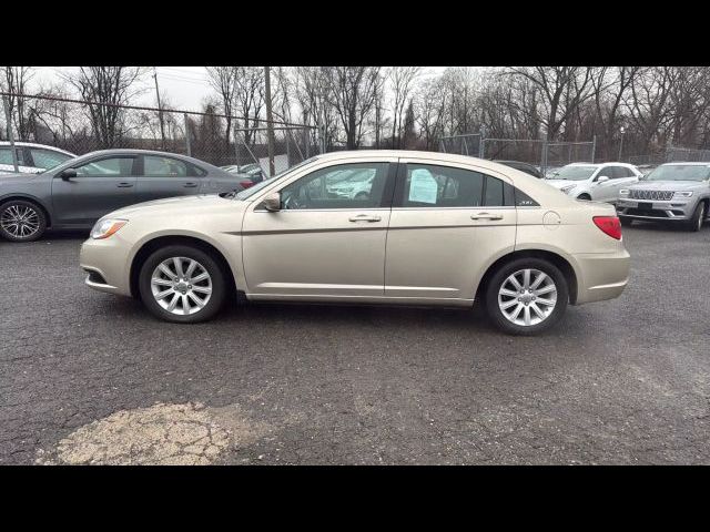 2014 Chrysler 200 Touring