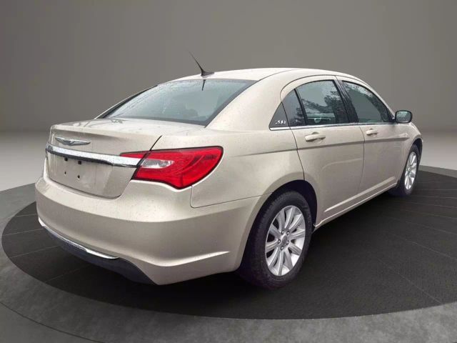 2014 Chrysler 200 Touring