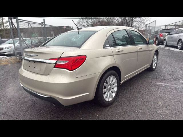 2014 Chrysler 200 Touring