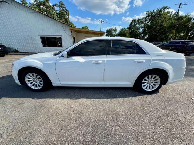 2014 Chrysler 300 Base