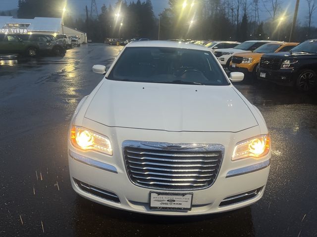 2014 Chrysler 300 Base