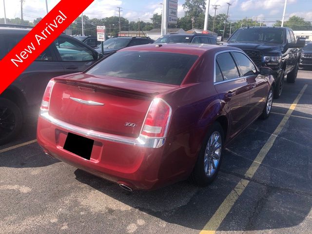 2014 Chrysler 300 Base