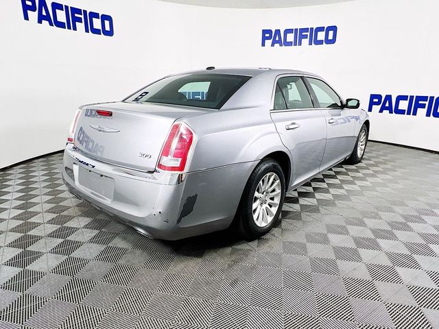 2014 Chrysler 300 Base