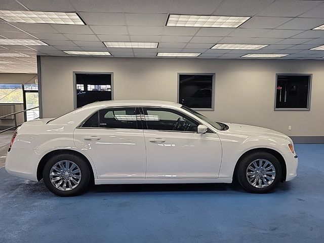 2014 Chrysler 300 Base