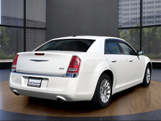 2014 Chrysler 300 Base