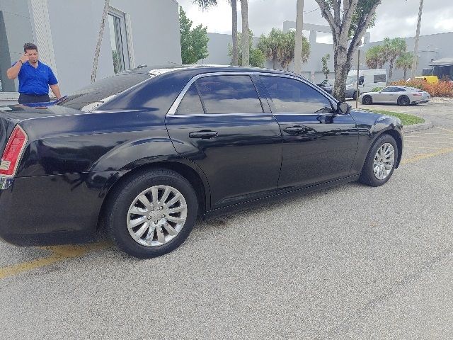 2014 Chrysler 300 Base