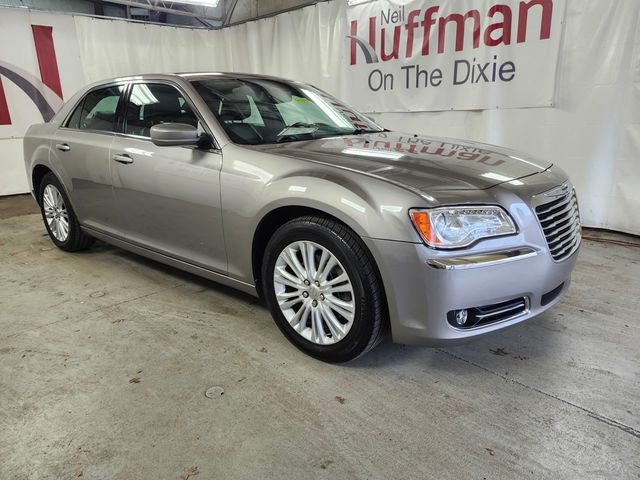 2014 Chrysler 300 Base