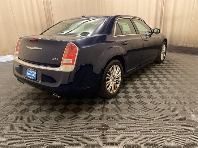 2014 Chrysler 300 Base