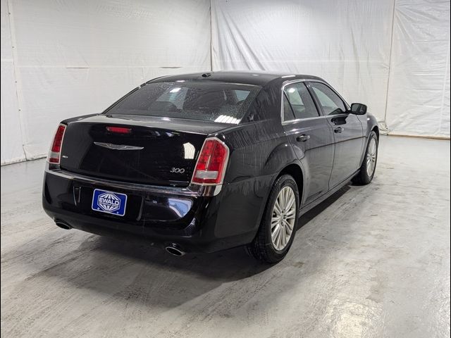 2014 Chrysler 300 Base