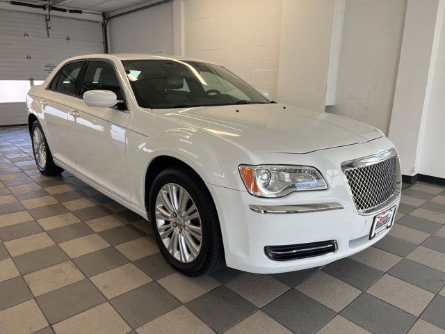 2014 Chrysler 300 Base