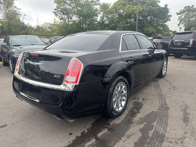 2014 Chrysler 300 Touring