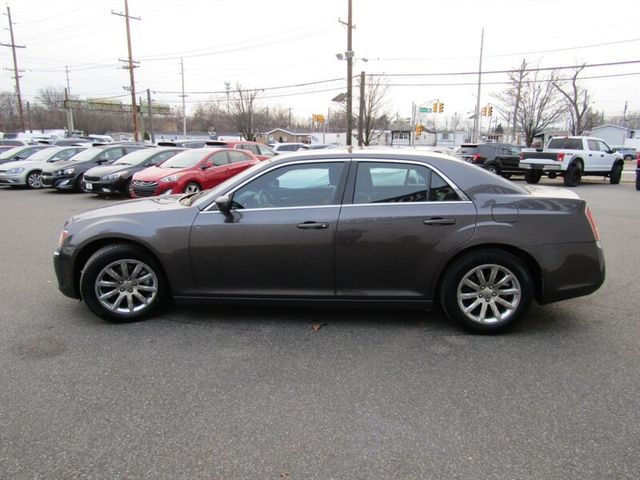 2014 Chrysler 300 Base