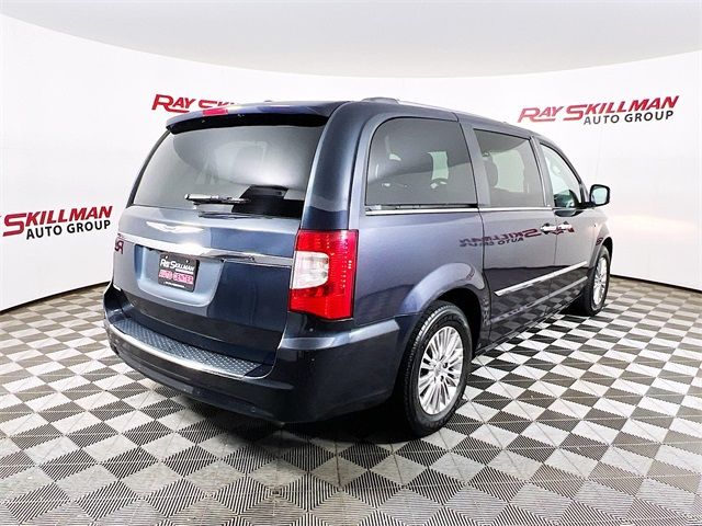 2014 Chrysler Town & Country Touring-L 30th Anniversary