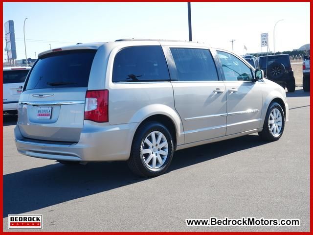 2014 Chrysler Town & Country Touring