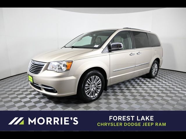 2014 Chrysler Town & Country Touring-L