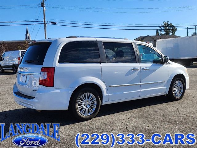 2014 Chrysler Town & Country Limited