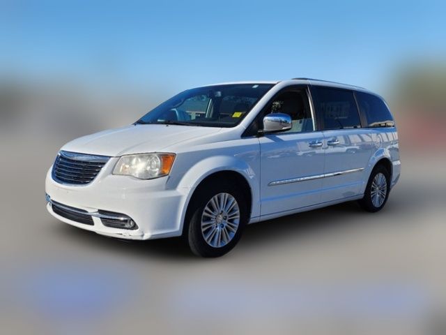 2014 Chrysler Town & Country Limited