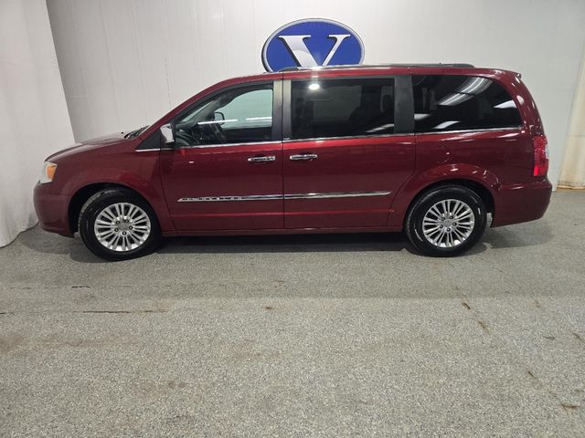 2014 Chrysler Town & Country Limited