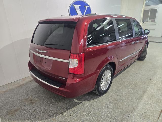 2014 Chrysler Town & Country Limited