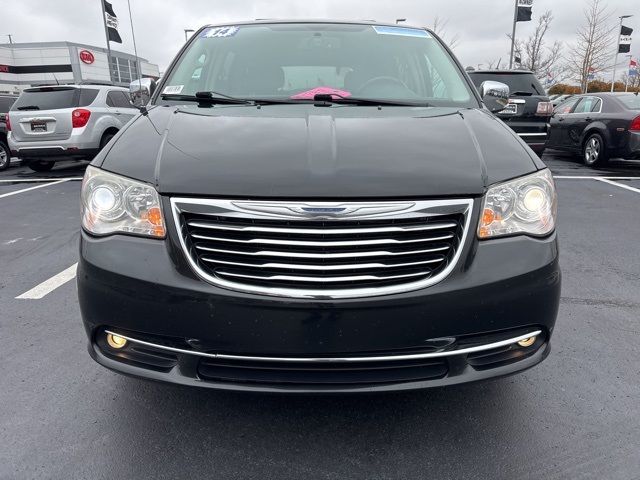 2014 Chrysler Town & Country Limited