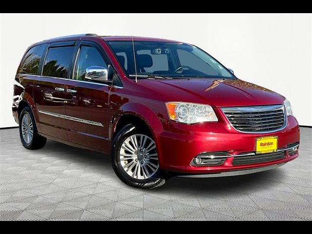 2014 Chrysler Town & Country Limited