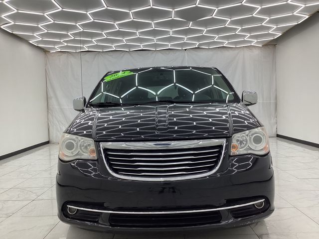 2014 Chrysler Town & Country Limited