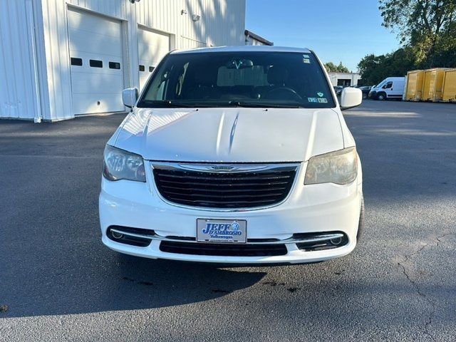 2014 Chrysler Town & Country S