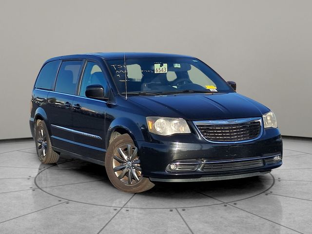 2014 Chrysler Town & Country S