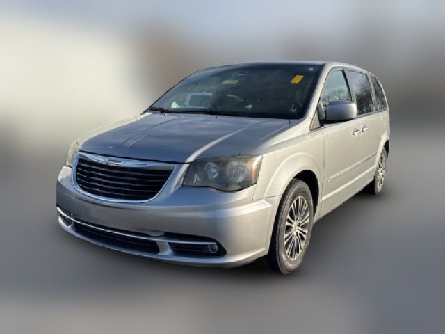 2014 Chrysler Town & Country S