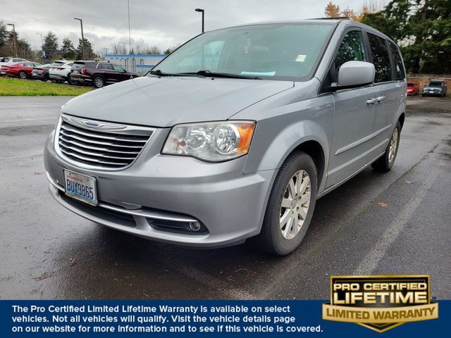 2014 Chrysler Town & Country Touring