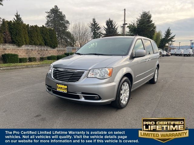 2014 Chrysler Town & Country Touring