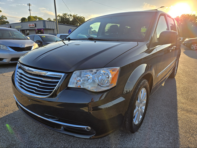 2014 Chrysler Town & Country Touring