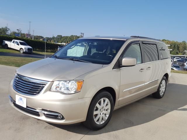 2014 Chrysler Town & Country Touring