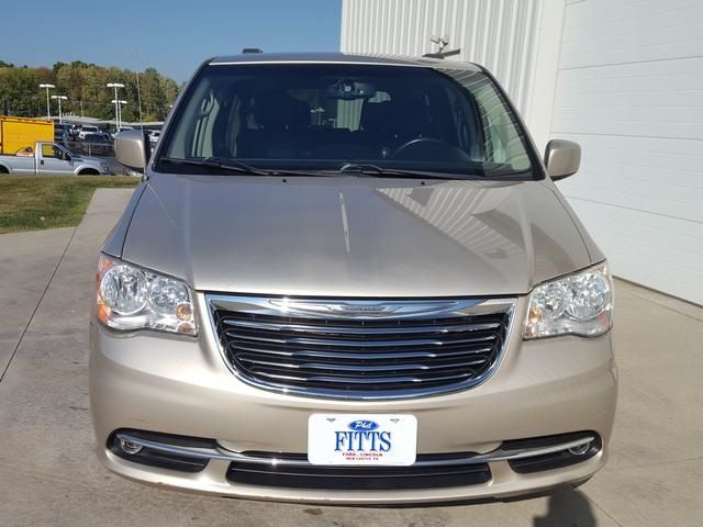 2014 Chrysler Town & Country Touring