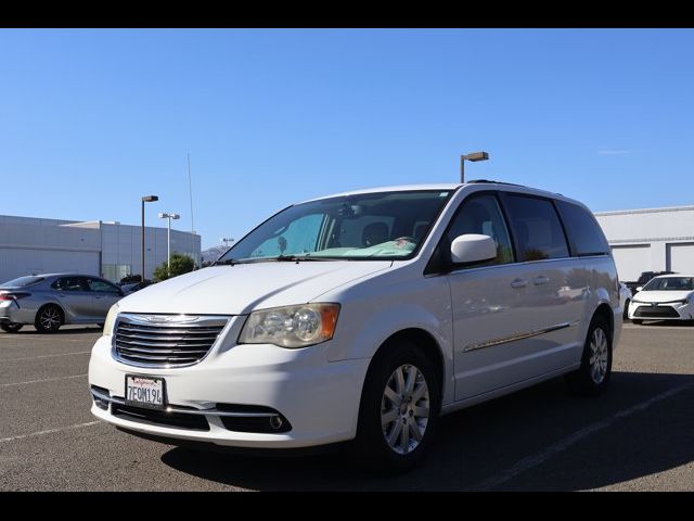 2014 Chrysler Town & Country Touring