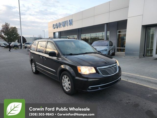 2014 Chrysler Town & Country Touring