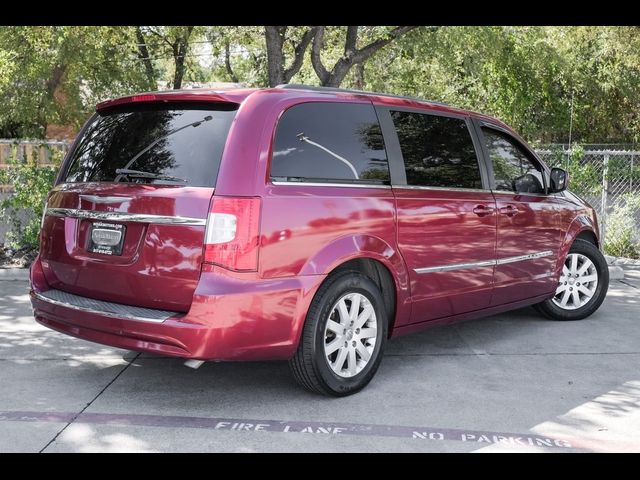 2014 Chrysler Town & Country Touring