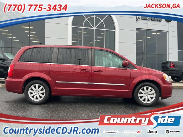 2014 Chrysler Town & Country Touring