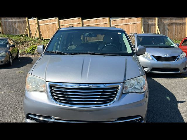 2014 Chrysler Town & Country Touring