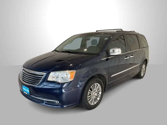 2014 Chrysler Town & Country Touring-L